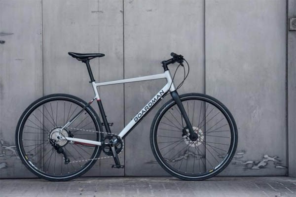 Boardman HYB bike